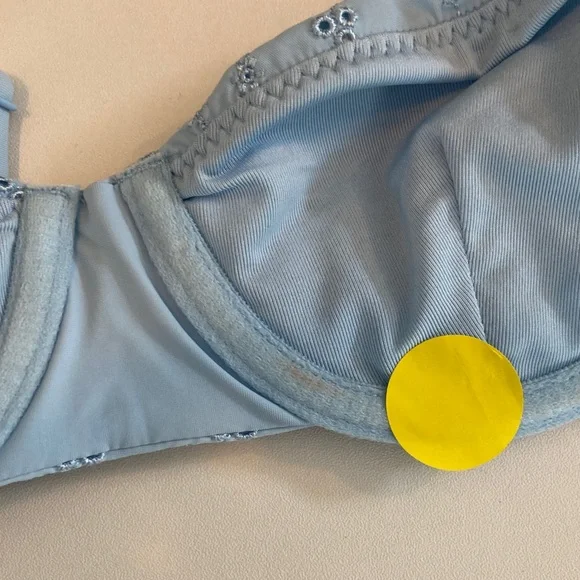 J Crew Womens Eyelet balconette underwire bikini top 32A Calm Blue Color - Picture 3 of 8